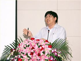 中国科学院上海有机化学研究所副主任：吕龙